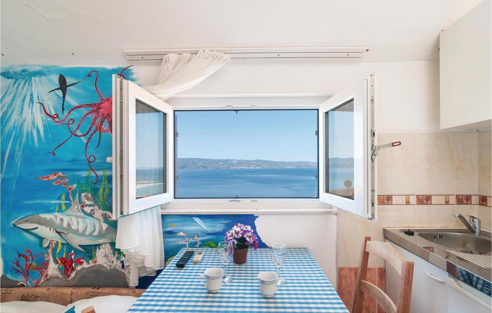 Gorgeous Apartment In Omis With House Sea View Экстерьер фото