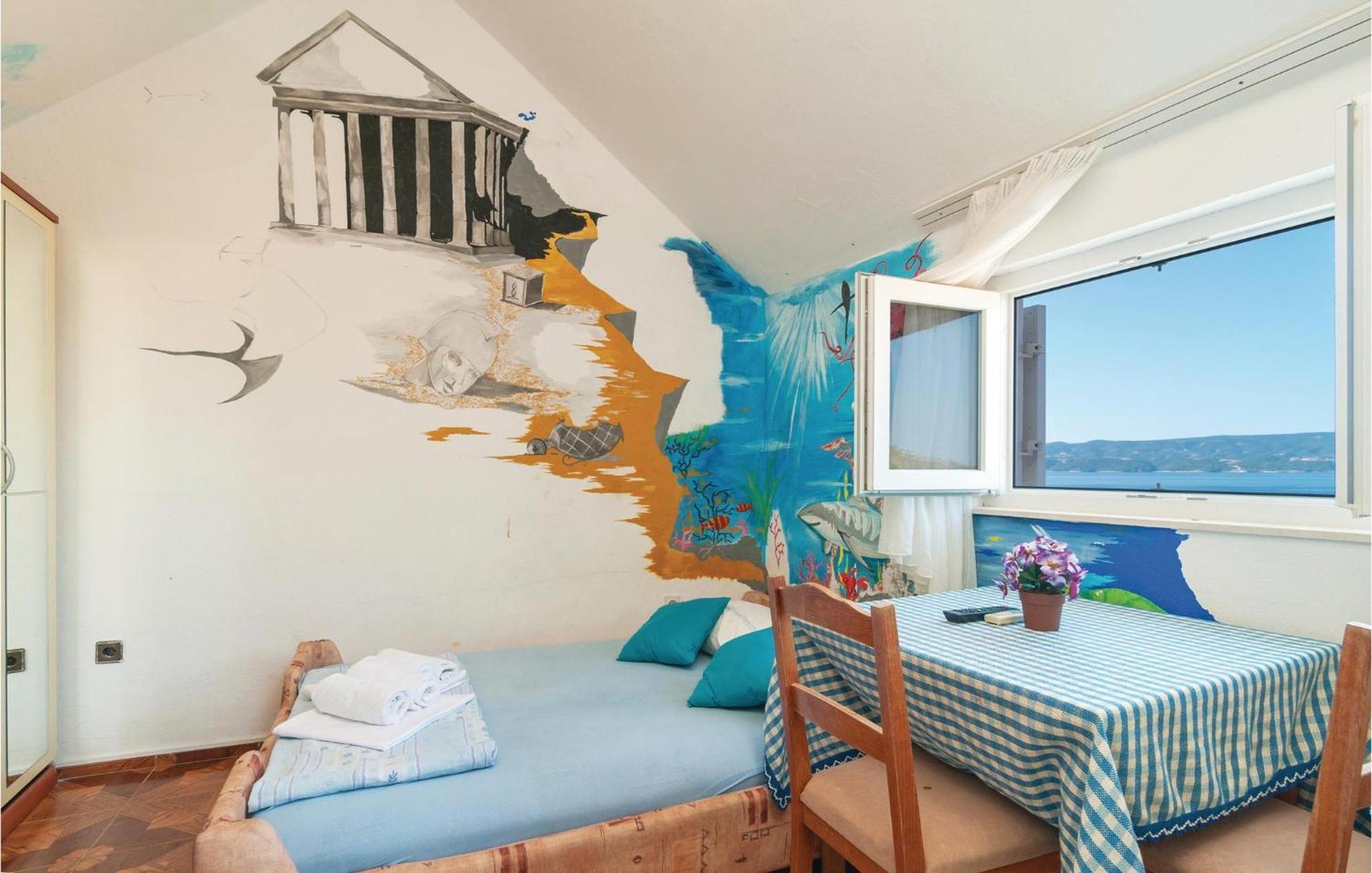 Gorgeous Apartment In Omis With House Sea View Экстерьер фото